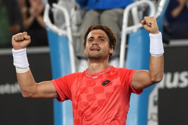 David Ferrer precisou de mais de três horas de partida para vencer o francês Gilles Simon