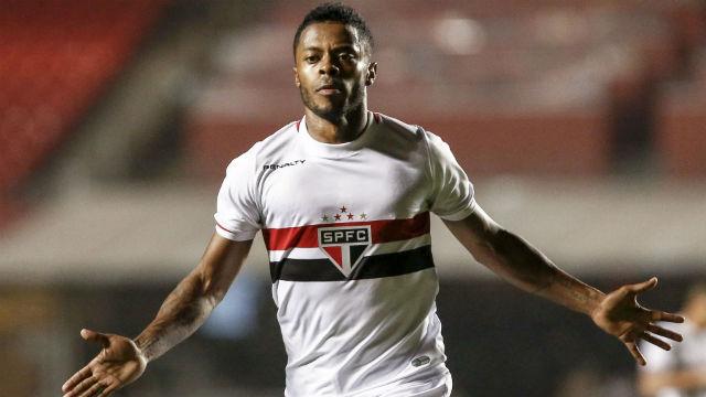 Michel Bastos elogia ritmo de jogo do São Paulo e espera continuar contribuindo para o Tricolor ganhar títulos em 2015
