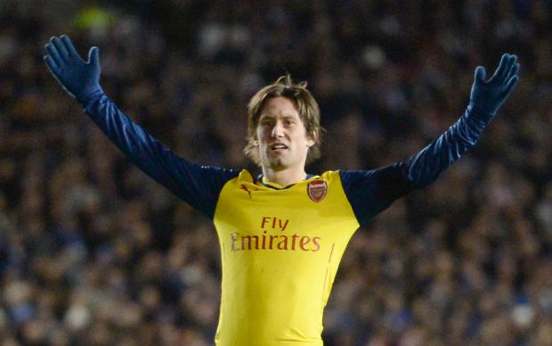 Rosicky foi autor de um dos gols da vitória do Arsenal (Foto: GLYN KIRK)