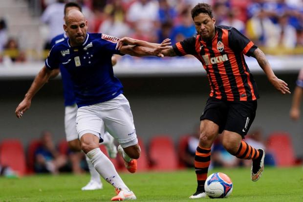 Bruno Rodrigo, à esquerda, vê o elenco do Cruzeiro forte para a temporada 2015 (Foto: Nalu Rosa/LightPress)