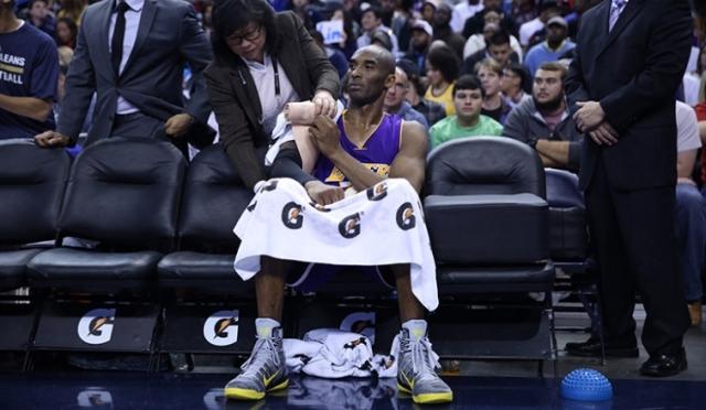 Kobe Bryant se machucou na última quarta-feira e terá que ser operado antes de retornar às quadras