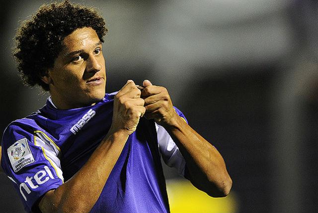 Adversário na Libertadores 2014, brasileiro Felipe Gedoz entra na mira da Raposa para compor linha de frente em 2015