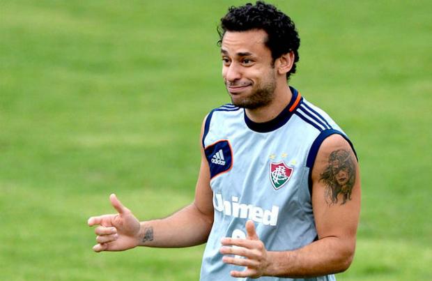 O atacante exaltou seu amor pelo Fluminense e desabafou sobre as polêmicas envolvendo a Ferj e o Carioca