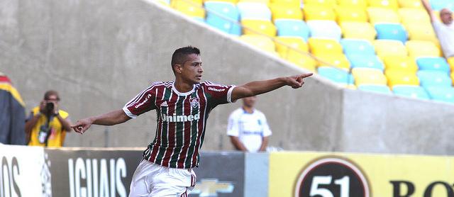Após saída de Conca, Fluminense também perderá Cícero, que será emprestado ao Al-Gharafa, do Qatar