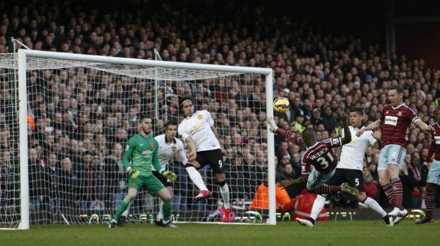 De Gea fez grandes defesas ao longo da partida (Foto: ADRIAN DENNIS)