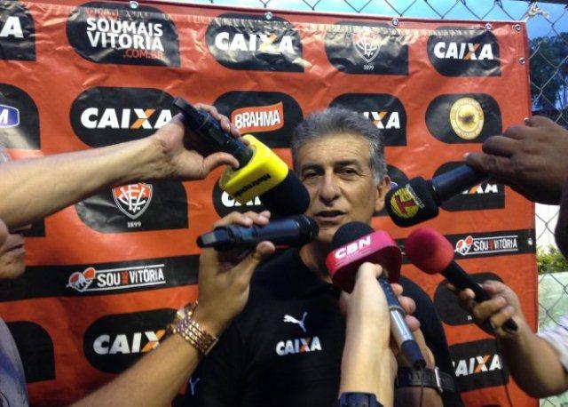 Ricardo Drubscky elogiou a última atuação do Vitória, mas acredita que a equipe ainda tem muito a evoluir