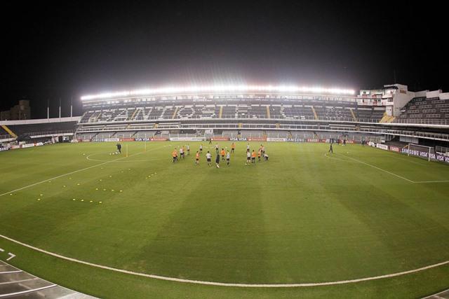 O Santos poderá receber o São Paulo na Vila Belmiro sem torcedores tricolores no estádio, caso o MP recomende