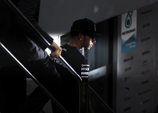 A negociação entre Mercedes e Lewis Hamilton se arrasta desde meados de 2014 (Foto: Cristina Quicler)