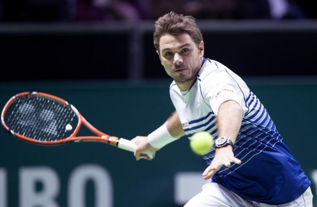 Wawrinka sofreu no segundo set, mas retomou o controle da partida no último e venceu em Roterdã