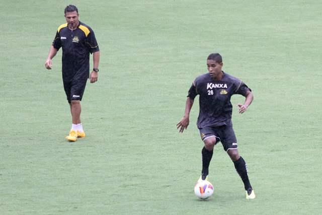 “Como trouxemos um ponto só nos dois últimos jogos, temos que ganhar”, disse Cléber Santana (Foto: Fernando Ribeiro)