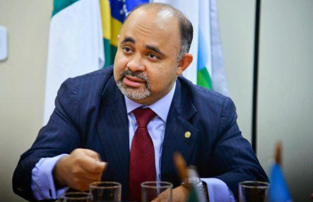 Hilton organizou as audiências para tentar conter a violência nos estádios (Foto: Douglas Gomes/PRB)