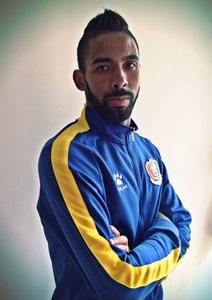 Demerson com o casaco de seu novo clube