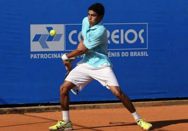 O jovem tenista brasileiro Thiago Monteiro luta para conquistar uma vaga na chave principal em Buenos Aires