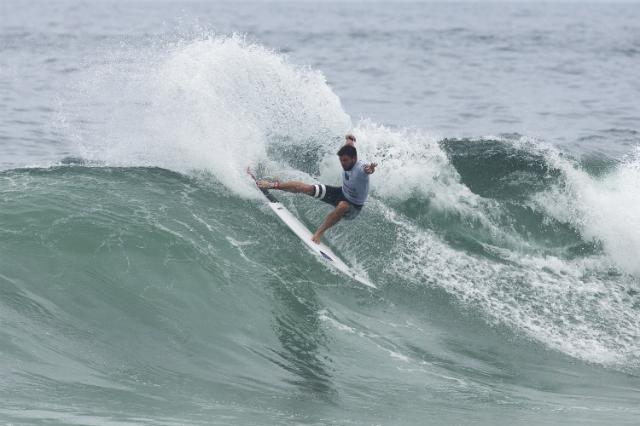 O brasileiro foi campeão ao derrotar na final o australiano Jack Freestone (Foto: Matt Dunbar/ WSL)