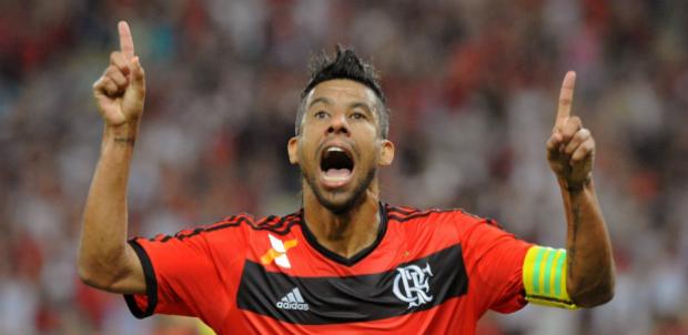 Neste domingo Léo Moura deixa o Flamengo após dez anos de serviços prestados na lateral direita