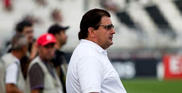 O técnico Guto Ferreira elogiou a participação dos atacantes na partida contra o São Bernardo (PontePress/VictorHafner)