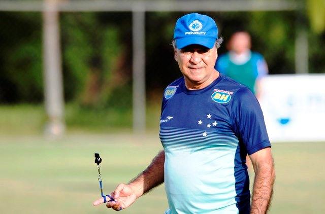 Marcelo Oliveira não está preocupado com a altitude de Sucre, na Bolívia (Foto: Washington Alves/LightPress)