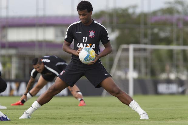Gil tem 134 partidas em pouco mais de dois anos de Corinthians (foto: Daniel Augusto Jr. - 20/2/15)