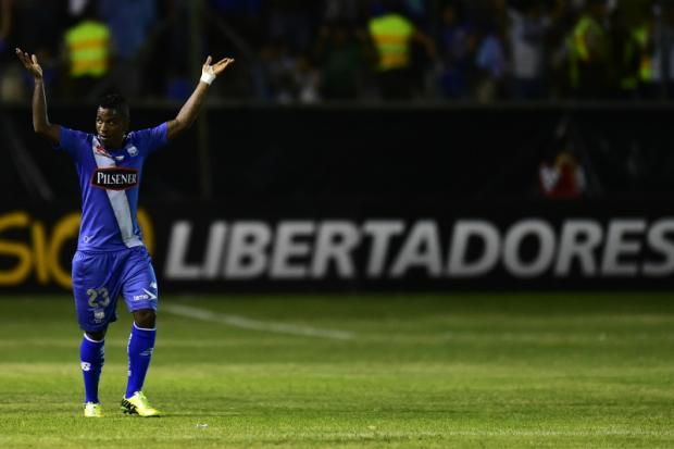 Bolaños fez o primeiro e abriu caminho para o Emelec dominar o Táchira (Foto: Rodrigo Buendia)
