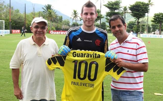 Paulo Victor completou 100 jogos pelo Flamengo contra o Brasil-RS, na última quarta (Foto: Gilvan de Souza)