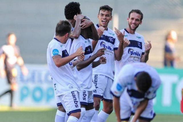 Líder do Gauchão com 14 pontos, São José pode tirar Grêmio do grupo dois oito primeiros se perder para Aimoré