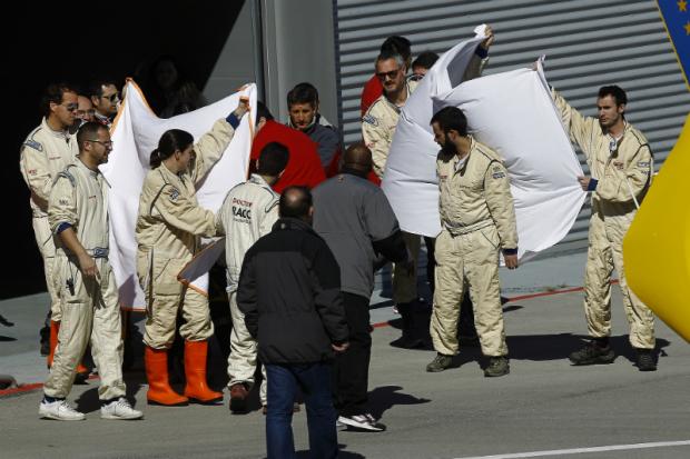 Fernando Alonso bateu forte em Barcelona e perderá o GP da Austrália em Melbourne