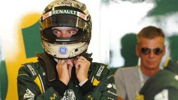 O holandês Van der Garde acionou a Justiça Australiana para conseguir uma vaga entre os titulares da Sauber em Melbourne