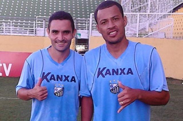 Caio e Léo Gago foram absolvidos pelo TJD e estão liberados para jogar contra o Palmeiras