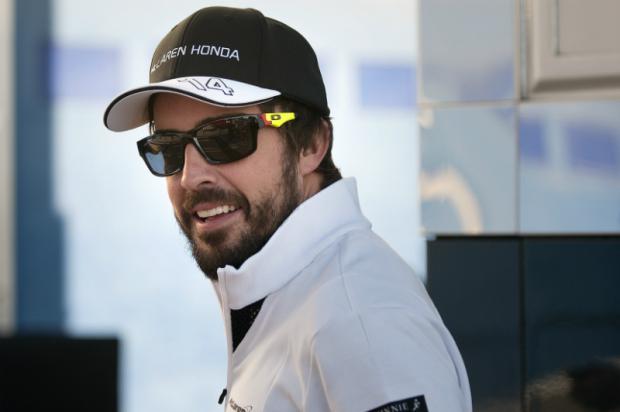 Acidente em Barcelona tirou Fernando Alonso do Grande Prêmio da Austrália, em Melbourne