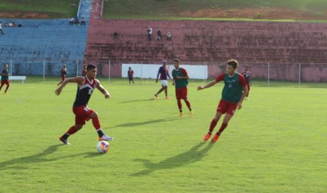 Após o triunfo contra o Globo, os reservas do Bahia fizeram um coletivo contra o time sub-18 e venceram por 3 a 0