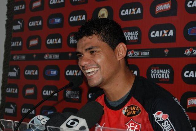 Dakson, que chegou ao Vitória emprestado pelo Vasco, poderá fazer sua estreia neste domingo contra o Juazeirense
