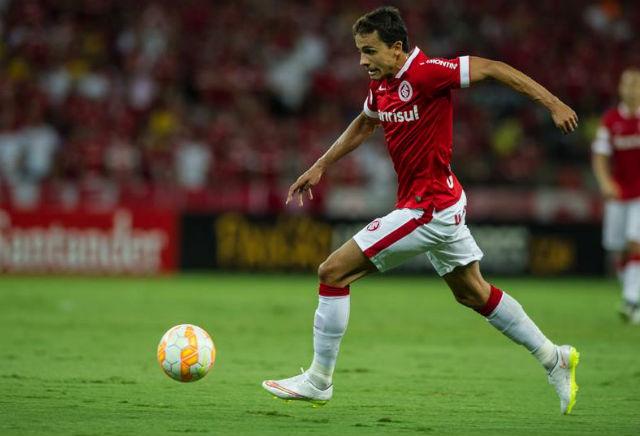 Autor do gol que abriu placar no Beira-Rio, Nilmar tem chances de atuar contra o Emelec no Equador