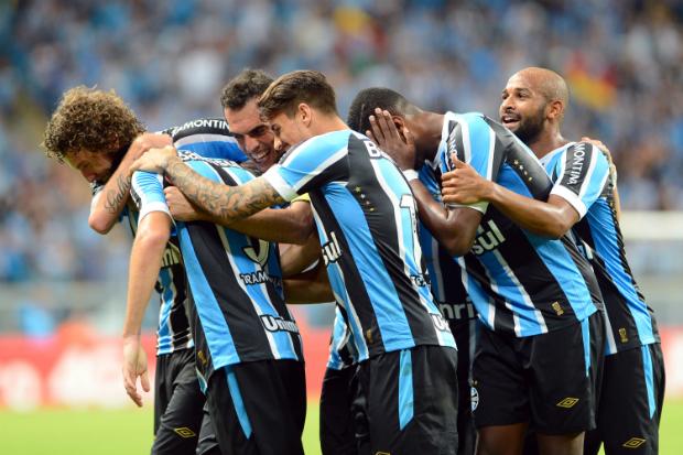 Jogadores do Grêmio saíram de campo satisfeitos com o resultado