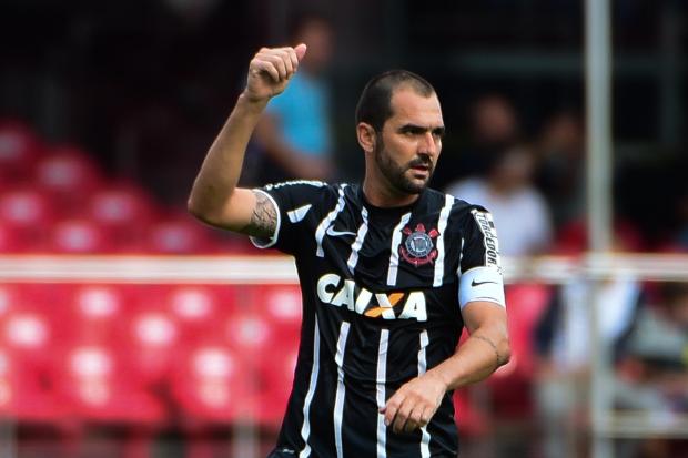 O ex-tricolor Danilo marcou pela sexta vez com a camisa do Corinthians contra o São Paulo