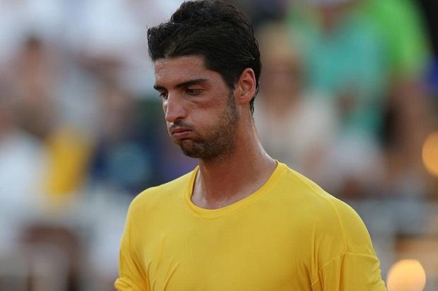 Bellucci chegou a vencer o segundo set, mas não resistiu e cedeu a vitória a Delbonis em 3h15 de partida