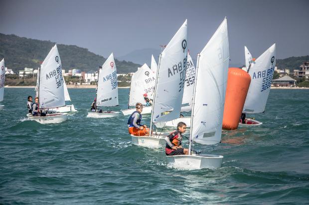 Seletiva de Vela Nacional para Mundial de Optimist começa a ser disputado nesta quarta (Foto: Gabriel Heusi/ICSC)