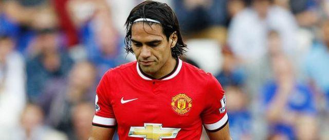 Falcao García foi aplaudido ironicamente pelos torcedores presentes em Old Trafford (Foto: Ian Kington)