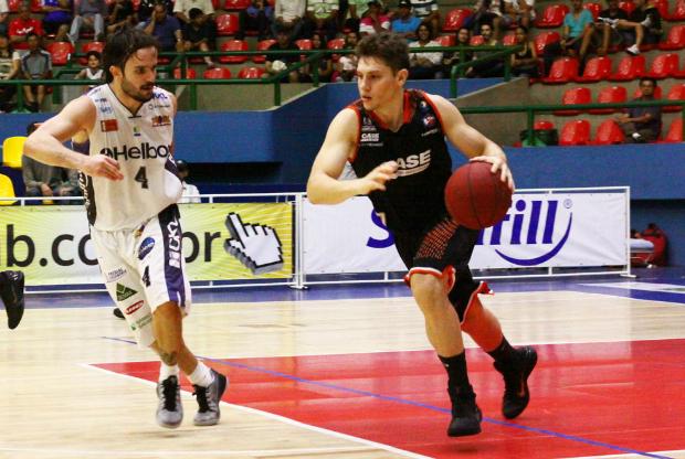 Em boa fase no NBB, Gustavinho destacou o trabalho coletivo do Mogi das Cruzes (Foto: Cleomar Macedo/Helbor)