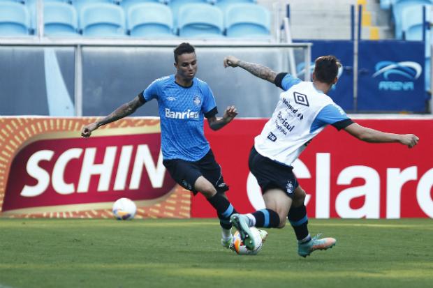 Sem colete, Luan treinou entre os titulares e deve enfrentar Lajeadense