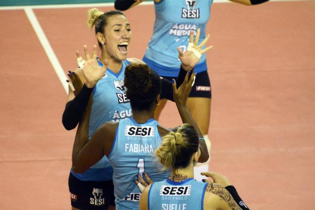 O Sesi foi superior ao Brasília e triunfou no primeiro duelo válido pelas quartas de final da Superliga