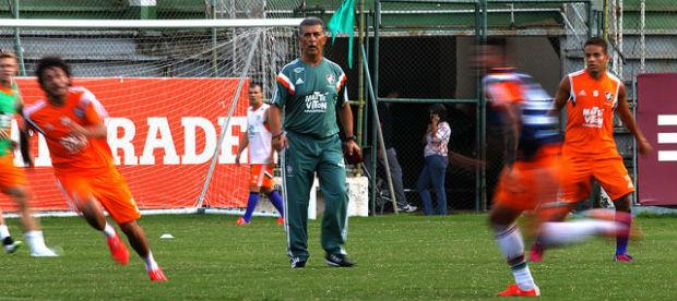 Ricardo Drubscky comandou seu primeiro treino do Fluminense nesta terça-feira