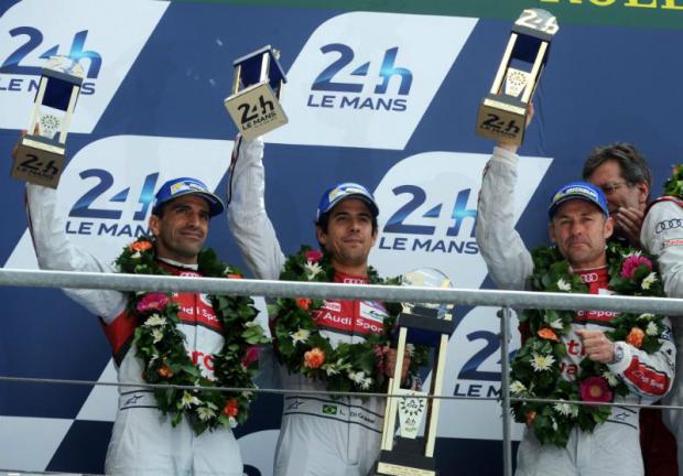 Time de Lucas di Grassi (ao centro) foi segundo colocado das 24 Horas de Le Mans