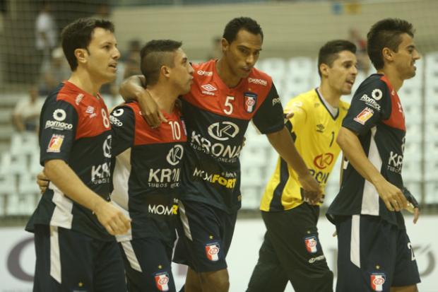 A Krona bateu o Guarapuava pelo placar de 1 a 0, com gol anotado por Sinoê