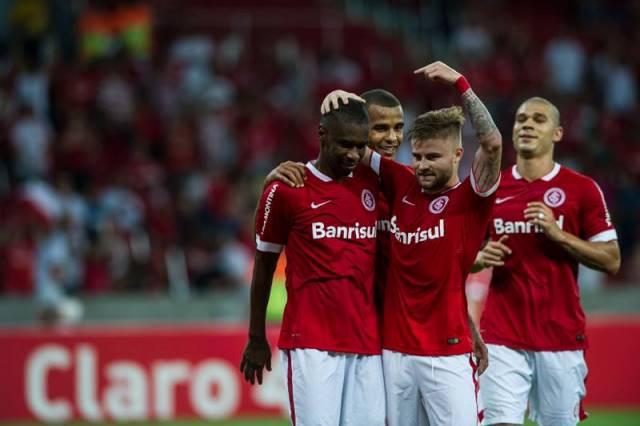 Inter venceu a quarta no Campeonato Gaúcho, mas saiu de campo sob vaias da torcida