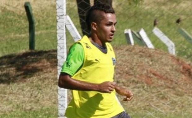 Esquerdinha pode jogar a partida contra o Caldas Novas