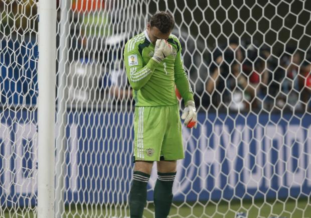 Titular da seleção russa, Igor Akinfeev segue hospitalizado após incidente