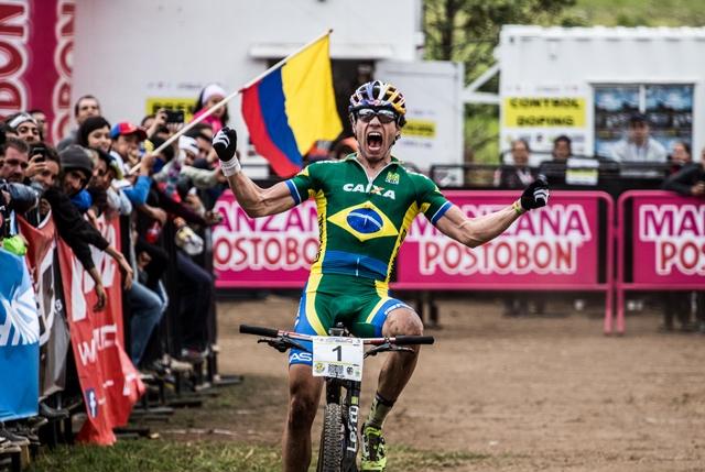 Henrique Avancini deu a vitória para o Brasil na etapa da Colômbia do Pan-Americano de Moutain Bike (Foto: Maximiliano Blanco/CBC)