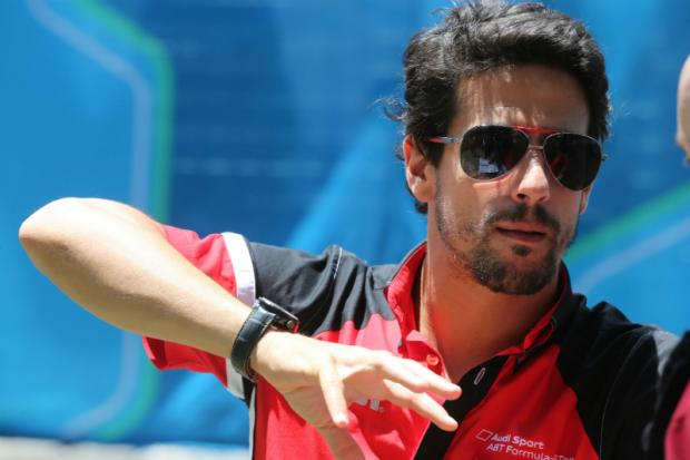 Lucas di Grassi corre em Long Beach tentando recuperar a primeira posição da Fórmula E