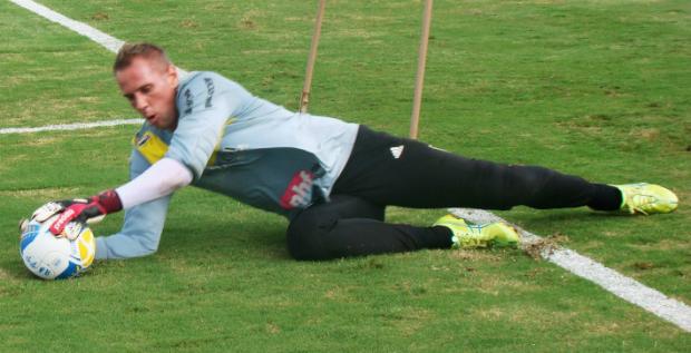 Goleiro deve começar a escalação pontepretana que encara o Vilhena no Moisés Lucarelli, nesta quinta