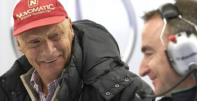 O austríaco Niki Lauda quer a Mercedes unida para bater a Ferrari, neste domingo, na China (Foto: Mercedes/Site)